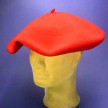 béret chasseur alpin rouge :  plateau - ø 35,10 cm, Couleur - rouge, taille étirable - de 54cm à 62cm